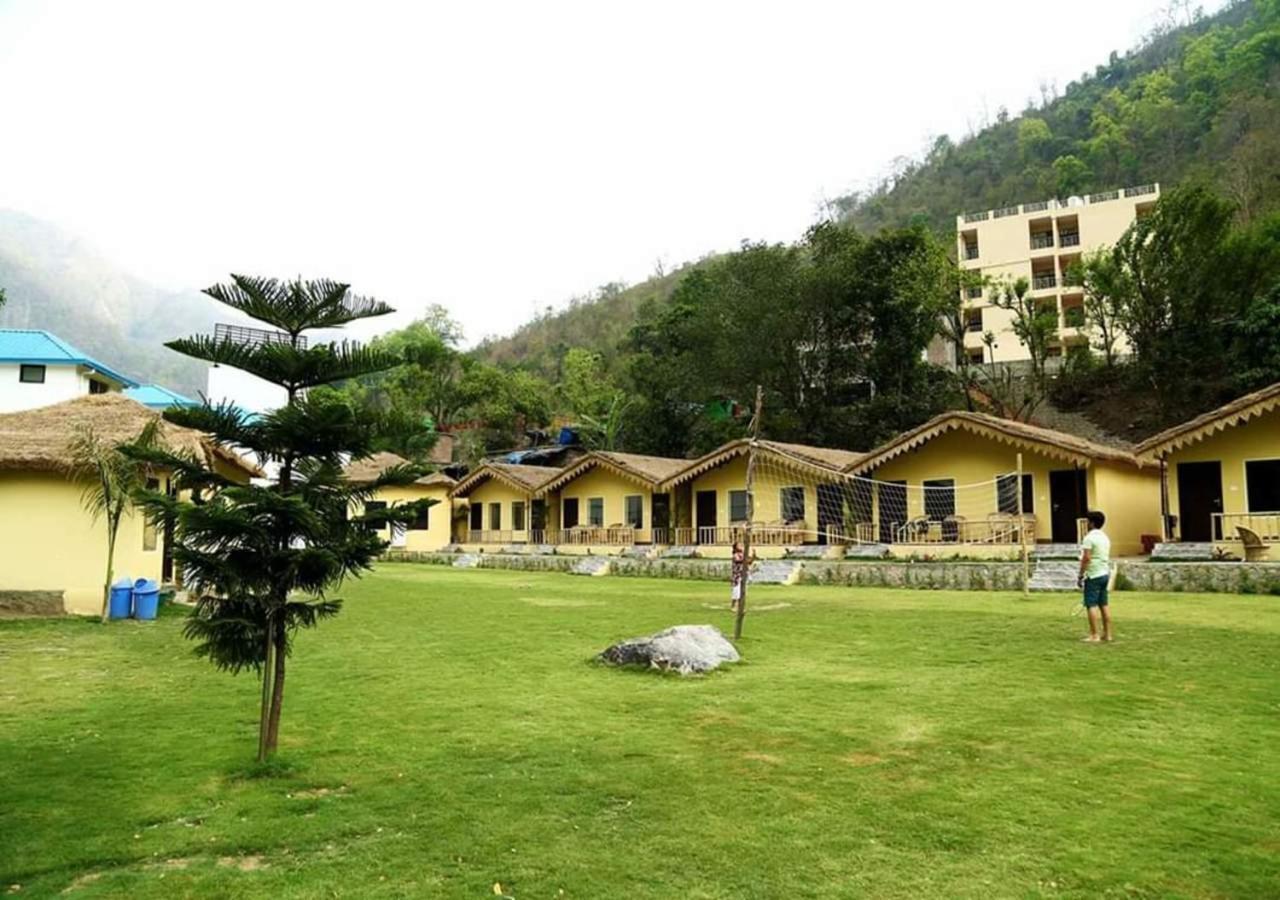 Nakshtra Resort Birbhaddar Esterno foto